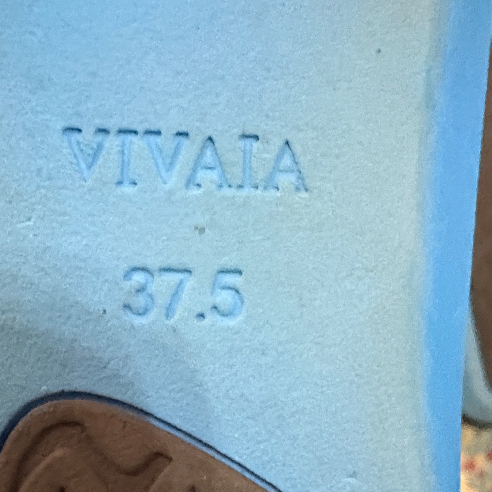 VIVAIA Black Knit Ballet Flats with Blue Cushioned Insole - Picture 4 of 4